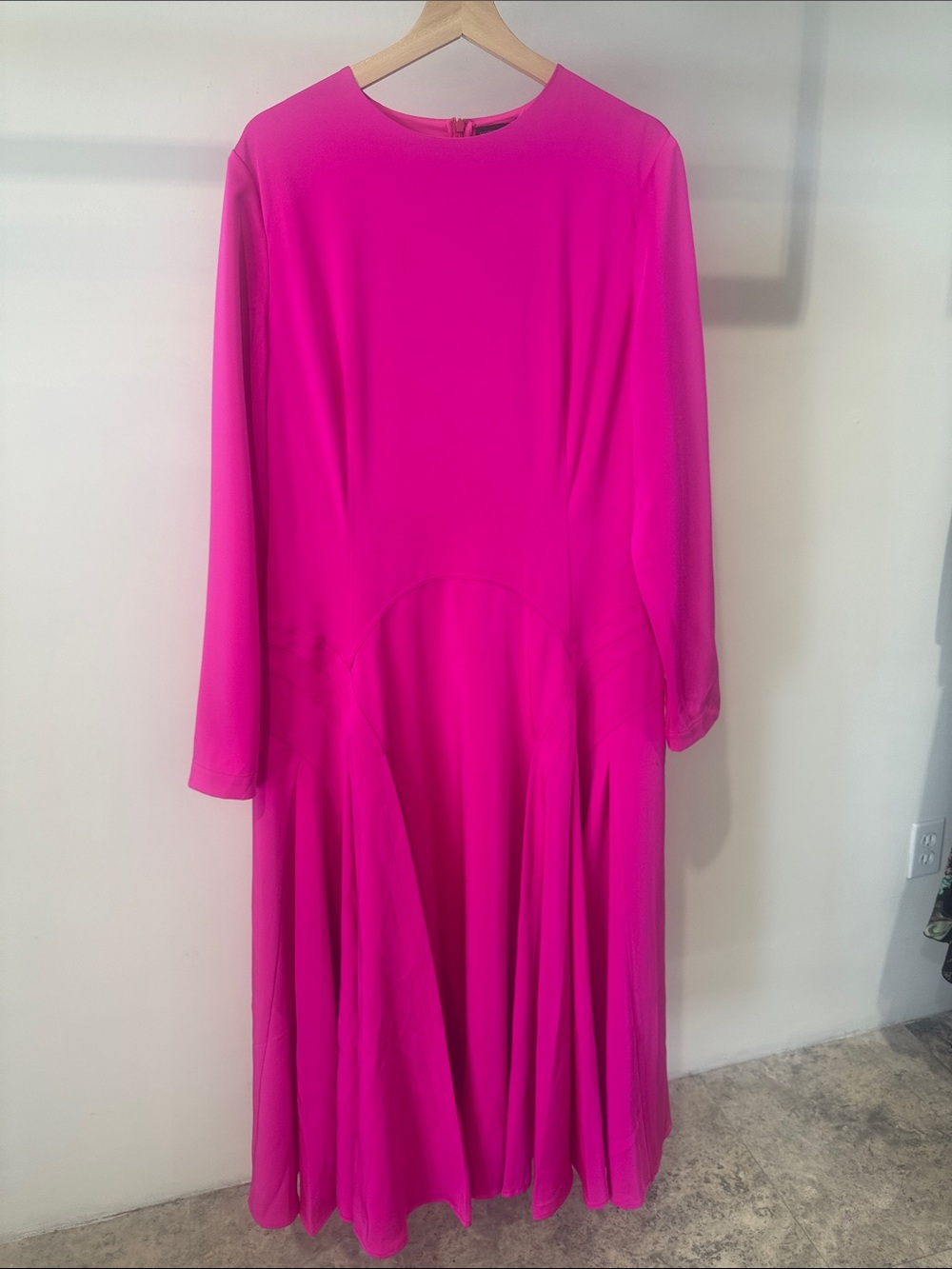 Women's Fuchsia Long-Sleeve Midi Dress